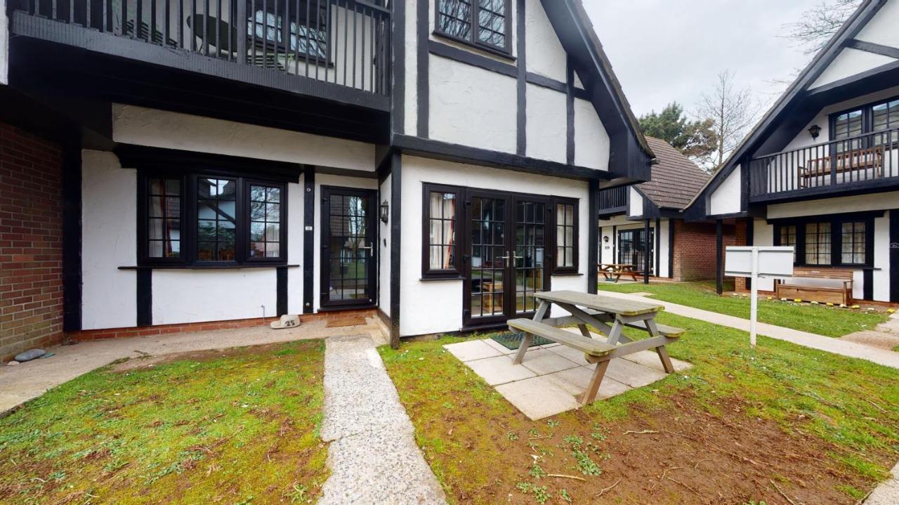 25 Tudor Court, Tolroy Manor Hayle Exterior photo